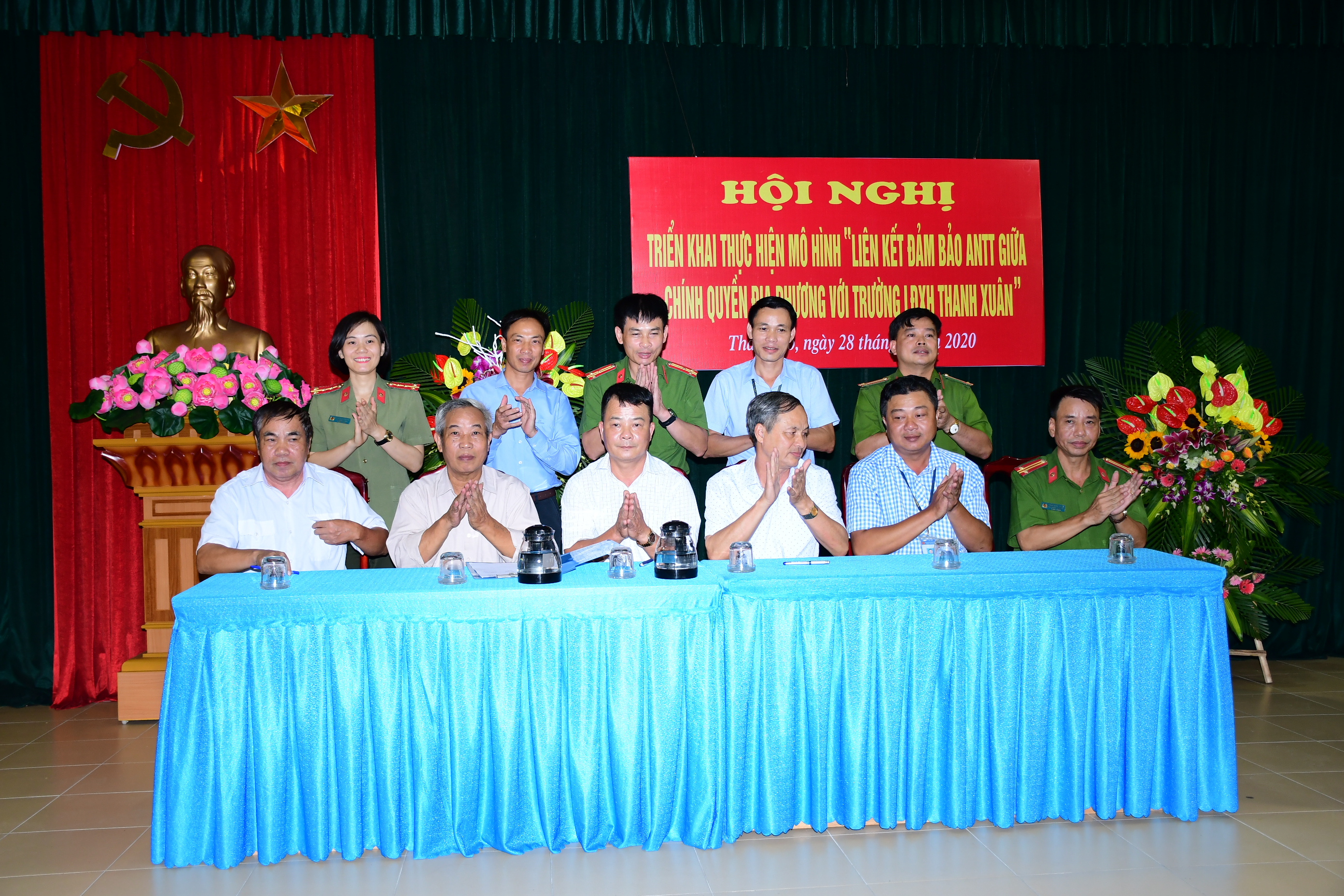 Triển khai mô hình 